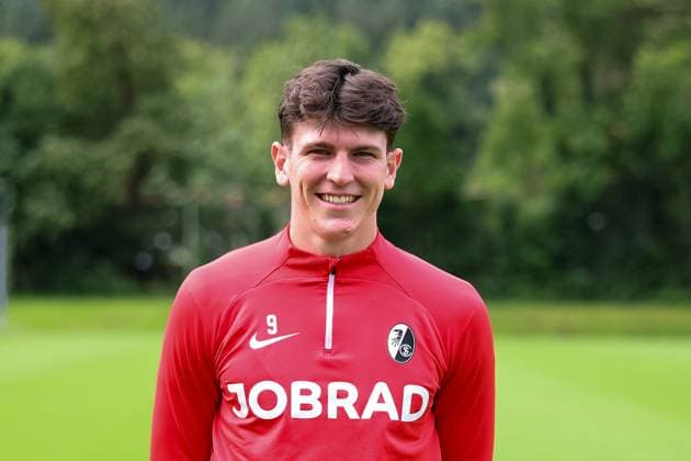 Alessio Besio , Fussball, Regionalliga Suedwest, SC Freiburg II, Mannschaftsvorstellung, 04.07.2024, Freiburger Fußballschule, Freiburg im Breisgau, Deutschland Freiburg im Breisgau Freiburger Fußballschule Baden-Wuerttemberg Deutschland Copyright: xGrantxHubbsx