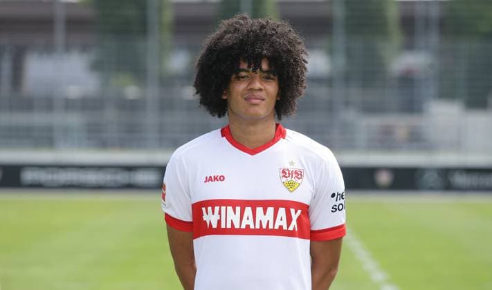 Stuttgart , Fototermin , Anrie Chase ; VfB Stuttgart ; Bundesliga, 1.Liga, Porträttermin 2024 2025