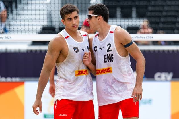 2024-08-14 CEV Beach volleyball, Beachvolleyball European Championships - Day 2 THE HAGUE, NETHERLANDS - AUGUST 14: Javier Bello of England and Joaquin Bello of England during Day 2 of the CEV Beach Volleyball European Championships at The Hague Beach Stadium on August 14, 2024 in The Hague, Netherlands. (Photo by Joris Verwijst BSR Agency) The Hague Netherlands Content not available for redistribution in The Netherlands directly or indirectly through any third parties. Copyright: xBSRxAgencyx