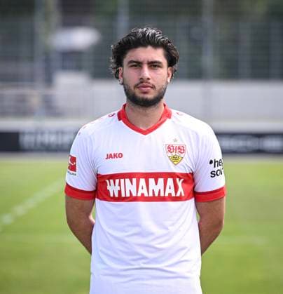 FUSSBALL 1. BUNDESLIGA 13.08.2024 Portraettermin 2024 2025 beim VfB Stuttgart auf dem Trainingsgelaende: Wahid Faghir; VfB Stuttgart