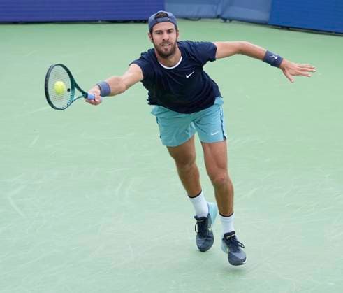 August 15, 2024: Karen Khachanov loses to Alexander Zverev (GER) at the Western & Southern Open being played at Lindner Family Tennis Center in Mason, Ohio, {USA} Ã‚ Tennisclix Cal Media Mason USA - ZUMAc04_ 20240815_zma_c04_007 Copyright: xLesliexBillmanx
