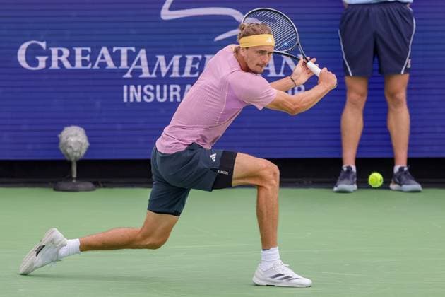 August 15, 2024, Mason, Ohio, U.S: Alexander Zverev (GER) hits a backhand shot during ThursdayÃ¢â‚¬â ¢s round of the Cincinnati Open at the Lindner Family Tennis Center , Mason, Oh. Mason U.S - ZUMAs304 20240815_zaf_s304_007 Copyright: xScottxStuartx