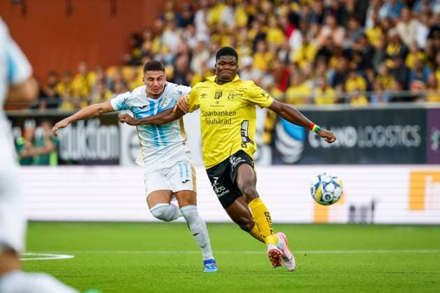 BORAS, SWEDEN 20240815 Rijeka s Franjo IvanoviÄ‡ (L) and Elfsborg s Terry Yegbe in action during the Europa League third qualifying round, second leg soccer match between IF Elfsborg och HNK Rijeka (Croatia) at Boras Arena in Boras, Sweden, on Aug. 15, 2024. BORAS SWEDEN x9200x