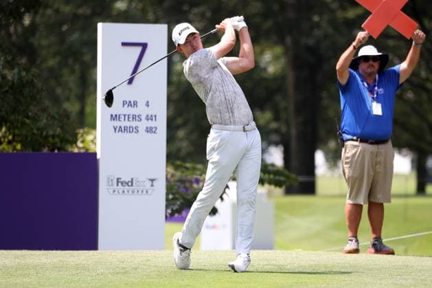 MEMPHIS, TN - AUGUST 15: Maverick McNealy (USA) during the opening round of the 2024 FedEx St. Jude Championship on August 15, 2024 at TPC Southwind in Memphis, Tennessee. (Photo by Michael Wade Icon Sportswire) GOLF: AUG 15 PGA, Golf Herren FedExCup Playoffs - FedEx St. Jude Championship EDITORIAL USE ONLY Icon08152485