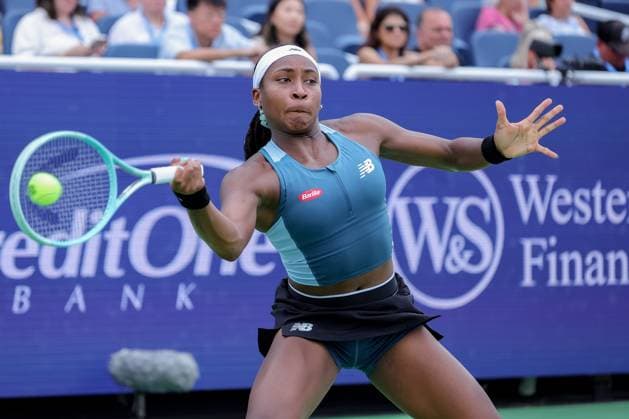 August 15, 2024, Mason, Ohio, U.S: Coco Gauff (USA) hits a forehand shot during ThursdayÃ¢â‚¬â ¢s round of the Cincinnati Open at the Lindner Family Tennis Center , Mason, Oh. Mason U.S - ZUMAs304 20240815_zaf_s304_188 Copyright: xScottxStuartx