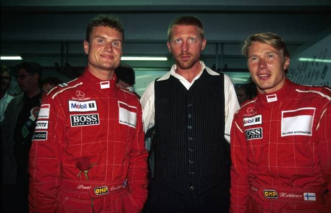 Formel 1, Grand Prix Deutschland 1996, Hockenheimring, 28.07.1996 McLaren-Box David Coulthard Boris Becker Mika Hakkinen Hockenheim Deutschland *** Formula 1, German Grand Prix 1996, Hockenheimring, 28 07 1996 McLaren Box David Coulthard Boris Becker Mika Hakkinen Hockenheim Germany