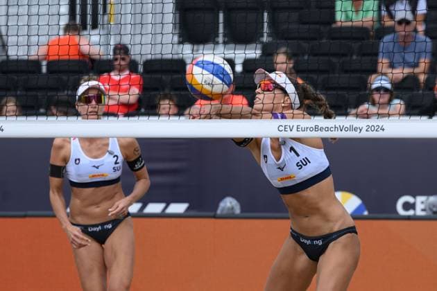 European Championships Beach-Volleyball, 16.08.2024, Den Haag Anouk Verge-Depre (SUI), Joana Maeder (SUI); European Championships Beach-Volleyball, Den Haag am 16.08.2024 Copyright: xBEAUTIFULxSPORTS PeterxWeberx