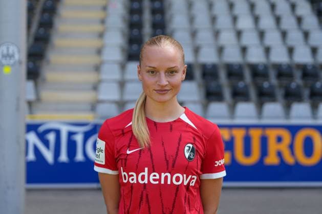 Tessa Blumenberg (SC Freiburg, 07) Media Day in der Saison 2024 2025 bei den SC Freiburg Frauen Copyright: xArnexAmbergx