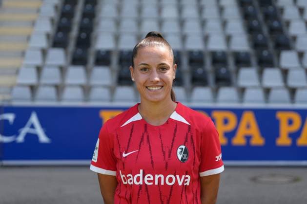 Selina Vobian (SC Freiburg, 08) Media Day in der Saison 2024 2025 bei den SC Freiburg Frauen Copyright: xArnexAmbergx