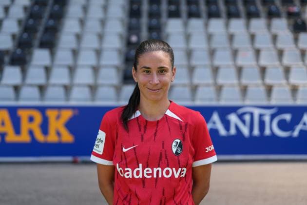 Hasret Kayikci (SC Freiburg, 11) Media Day in der Saison 2024 2025 bei den SC Freiburg Frauen Copyright: xArnexAmbergx