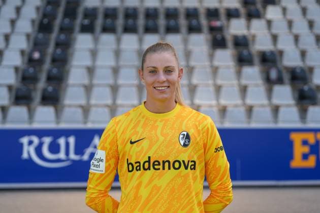 Rafaela Borggraefe (SC Freiburg, 12) Media Day in der Saison 2024 2025 bei den SC Freiburg Frauen Copyright: xArnexAmbergx
