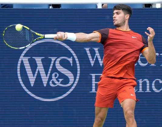 August 16, 2024: Carlos Alcaraz (ESP) loses to Gael Monfils (FRA) 4-6, 7-6, 6-4, at the Cincinnati Open being played at Lindner Family Tennis Center in Mason, Ohio, {USA} Ã‚ Tennisclix Cal Media Mason USA - ZUMAc04_ 20240816_zma_c04_041 Copyright: xLesliexBillmanx