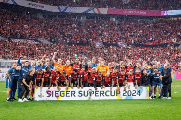 Sport Themen der Woche KW33 DFL Supercup 2024, Bayer 04 Leverkusen - VfB Stuttgart; 17.08.2024 Bayer 04 Leverkusen gewinnt den DFL Supercup; Leverkusen, 17.08.2024: DFL Supercup 2024, Bayer 04 Leverkusen - VfB Stuttgart in der BayArena in Leverkusen. DFL REGULATIONS PROHIBIT ANY USE OF PHOTOGRAPHS AS IMAGE SEQUENCES AND OR QUASI-VIDEO. *** DFL Supercup 2024, Bayer 04 Leverkusen VfB Stuttgart 17 08 2024 Bayer 04 Leverkusen wins the DFL Supercup Leverkusen, 17 08 2024 DFL Supercup 2024, Bayer 04 Leverkusen VfB Stuttgart in the BayArena in Leverkusen DFL REGULATIONS PROHIBIT ANY USE OF PHOTOGRAPHS AS IMAGE SEQUENCES AND OR QUASI VIDEO Copyright: xBEAUTIFULxSPORTS AxelxKohringx
