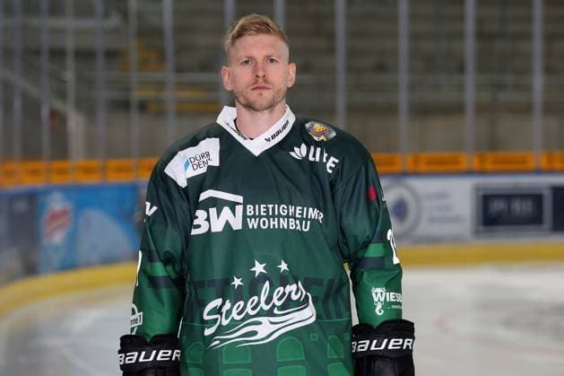 Eishockey, DEL2, SC Bietigheim Steelers Porträttermin 2024 2025 BAU 17.08.2023, Deutschland, Bietigheim, Eishockey, SC Steelers Bietigheim, Alexander Preibisch