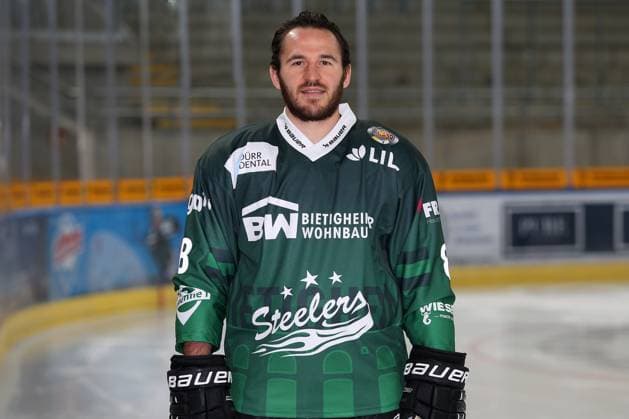 Eishockey, DEL2, SC Bietigheim Steelers Porträttermin 2024 2025 BAU 17.08.2023, Deutschland, Bietigheim, Eishockey, SC Steelers Bietigheim, Fedor Kolupaylo