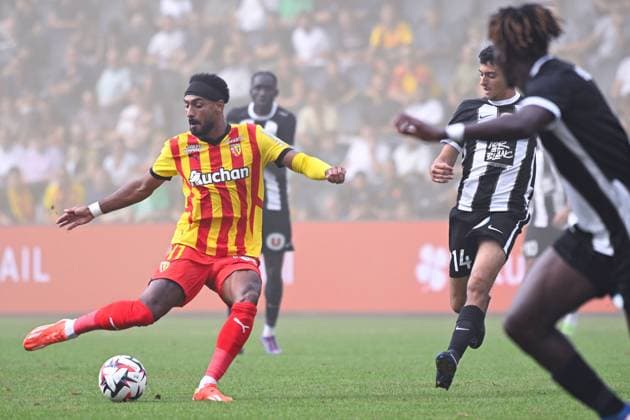 Angelo Fulgini ( 11 - Lens ) during the Ligue 1 match between Angers SCO and RC Lens at Stade Raymond Kopa on August 18, 2024 in Angers, France. ( Photo by federico pestellini panoramic ) - FOOTBALL : Angers vs Lens - Ligue 1 - 18 08 2024 FedericoPestellini Panoramic 