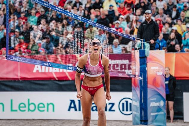 Beachvolleyball Frauen Allianz German Beach Tour 2024 Tourstop Kühlungsborn 2 18.08.2024 Sandra Ittlinger jubelt Kühlungsborn Strand an der Seebrücke Mecklenburg-Vorpommern Deutschland