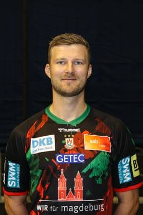Philipp Weber (SC Magdeburg,20) - 1. Handball Bundesliga Porträttermin 1. BL 2024 2025 offizieller Fototermin SC Magdeburg in der GETEC Arena in Magdeburg - Porträt, Portrait, Einzelbild, Deutschland, Handball, Maenner, GER, 19.08.2024