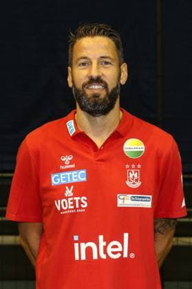 Trainer Bennet Wiegert (SC Magdeburg) - 1. Handball Bundesliga Porträttermin 1. BL 2024 2025 offizieller Fototermin SC Magdeburg in der GETEC Arena in Magdeburg - Porträt, Portrait, Einzelbild, Deutschland, Handball, Maenner, GER, 19.08.2024
