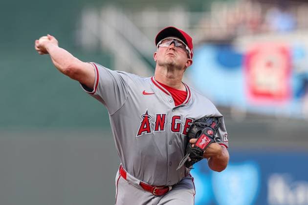 August 19, 2024: Los Angeles Angels starting pitcher Carson Fulmer (41) throws during the first inning of a baseball game against the Kansas City Royals at Kauffman Stadium in Kansas City, MO. CSM Kansas City United States of America - ZUMAc04_ 20240819_zma_c04_002 Copyright: xDavidxSmithx