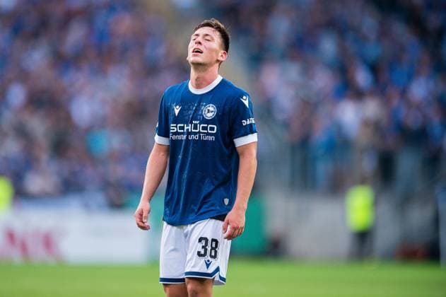 17.08.2024 - Fußball, 2024 2025, DFB-Pokal, 1. Hauptrunde, DSC Arminia Bielefeld - Hannover 96: Marius Wörl (Bielefeld) DFB REGULATIONS PROHIBIT ANY USE OF PHOTOGRAPHS AS IMAGE SEQUENCES AND OR QUASI-VIDEO.