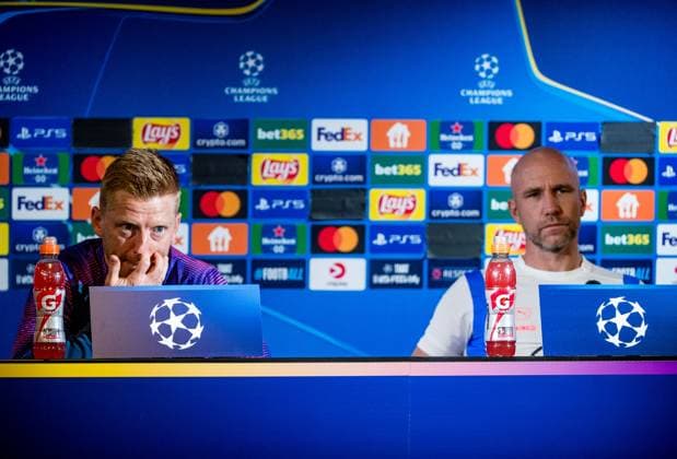 240820 Anders Christiansen and Head coach Henrik Rydström of Malmö FF looks dejected during a press conference, PK, Pressekonferenz with Malmö FF on August 20, 2024 in Malmö. Photo: Christian Örnberg BILDBYRAN COP 166 CO0455 fotboll football soccer fotball champions league presskonferens press conference malmö ff bbeng play-off depp Copyright: CHRISTIANxÖRNBERG BB240820CO070