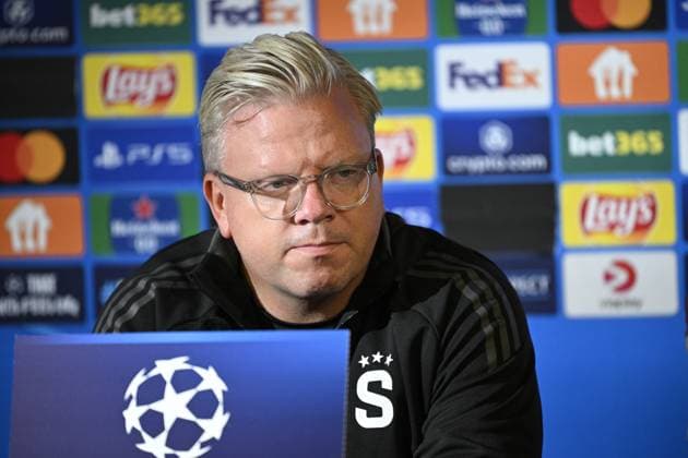 MALMÖ, SVERIGE 20240820 Sparta Prags huvudtränare Lars Friis under en pressträff inför Champions League-kvalet mot Malmö FF. MALMÖ SVERIGE x50090x