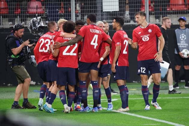 Joie des joueurs du LOSC sur le but de Jonathan DAVID (LOSC Lille) lors du match LOSC Lille vs Slavia Prague, Barrages Ligue des Champions, stade du Hainaut Valenciennes, le 20 août 2024 - photo Laurent Sanson Panoramic FOOTBALL : LOSC Lille vs Slavia Prague - Play-offs Barrages Ligue des Champions 20 08 2024 LaurentSanson Panoramic 