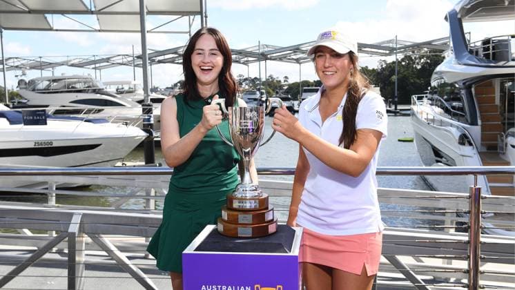 AUSTRALIAN WPGA ANNOUNCEMENT, Golfers Karis Davidson and Sarah Hammett pose for a photo during a WPGA Tour of Australasia announcement at Sanctuary Cove, Gold Coast, Wednesday, August 21, 2024. ( NO ARCHIVING, EDITORIAL USE ONLY, NO USE IN BOOKS WITHOUT CONSENT GOLD COAST QLD AUSTRALIA  Copyright: xJONOxSEARLEx 20240821115239715886