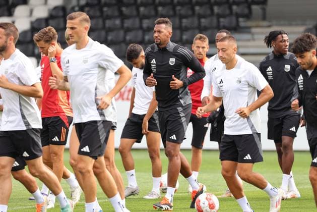 SOCCER - UEFA EL, LASK vs Bukarest LINZ,AUSTRIA,21.AUG.24 - SOCCER - UEFA Europa League, qualification, Linzer ASK vs FCSB Bukarest, preview, training LASK. Image shows Jerome Boateng (LASK).  GEPAxpictures xMathiasxMandl