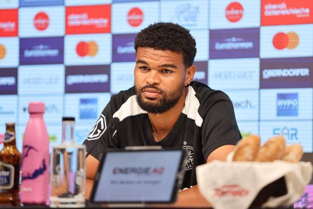 SOCCER - UEFA EL, LASK vs Bukarest LINZ,AUSTRIA,21.AUG.24 - SOCCER - UEFA Europa League, qualification, Linzer ASK vs FCSB Bukarest, preview, press conference, PK, Pressekonferenz Bukarest. Image shows Malcolm Edjouma (Bukarest).  GEPAxpictures xMathiasxMandl