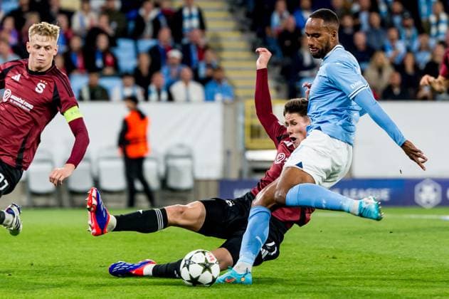 240821 Isaac Kiese Thelin of Malmö FF during the UEFA Champions League football match between Malmö FF and Sparta Prag on August 21, 2024 in Malmö. Photo: Christian Örnberg BILDBYRAN COP 166 CO0456 fotboll football soccer fotball champions league malmö ff sparta prag bbeng play-off bbauto Copyright: CHRISTIANxÖRNBERG BB240821CO044