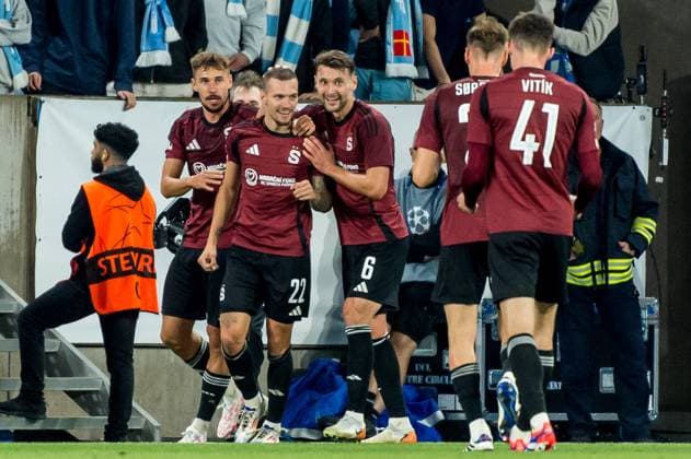 240821 Lukas Haraslin of Sparta Prag celebrate with teammates after the 1-0 goal during the UEFA Champions League football match between Malmö FF and Sparta Prag on August 21, 2024 in Malmö. Photo: Christian Örnberg BILDBYRAN COP 166 CO0456 fotboll football soccer fotball champions league malmö ff sparta prag bbeng play-off bbauto jubel Copyright: CHRISTIANxÖRNBERG BB240821CO050