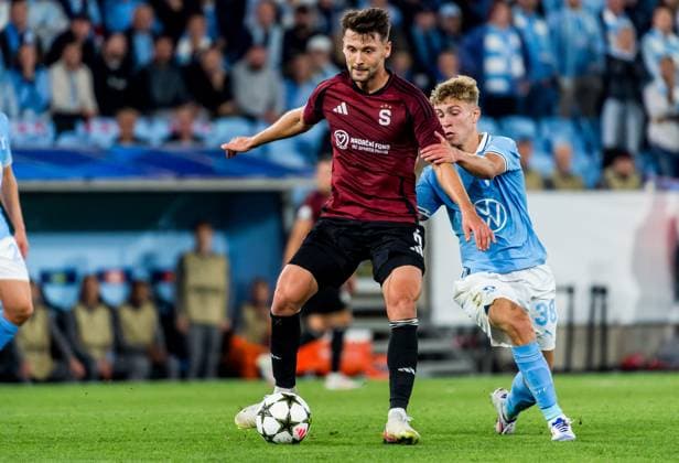 240821 Kaan Kairinen of Sparta Prag and Hugo Bolin of Malmö FF during the UEFA Champions League football match between Malmö FF and Sparta Prag on August 21, 2024 in Malmö. Photo: Christian Örnberg BILDBYRAN COP 166 CO0456 fotboll football soccer fotball champions league malmö ff sparta prag bbeng play-off bbauto Copyright: CHRISTIANxÖRNBERG BB240821CO056