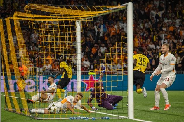 Bern, Switzerland, August 21st 2024: Goalscorer 2:0 Joel Monteiro (77 YB) during the UEFA Champions League football match between BSC Young Boys and Galatasaray at Stadion Wankdorf in Bern, Switzerland. Philipp Kresnik (Philipp Kresnik SPP) Copyright: xPhilippxKresnikx xSPPx spp-en-PhKrSp-_KRE1813