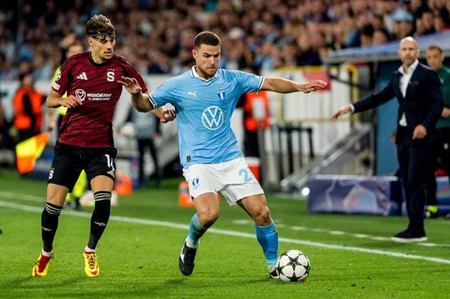 240821 Angelo Preciado of Sparta Prag and Gabriel Busanello of Malmö FF during the UEFA Champions League football match between Malmö FF and Sparta Prag on August 21, 2024 in Malmö. Photo: Christian Örnberg BILDBYRAN COP 166 CO0456 fotboll, football, soccer, fotball,champions league,malmö ff,sp Copyright: CHRISTIANxÖRNBERG BB240821CO067
