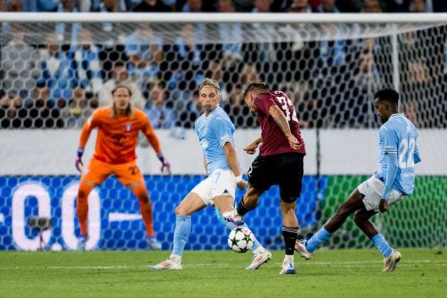 240821 Matej Rynes of Sparta Prag scores the 0-2 goal during the UEFA Champions League football match between Malmö FF and Sparta Prag on August 21, 2024 in Malmö. Photo: Christoffer Borg Mattisson BILDBYRAN COP 261 CO0456 fotboll football soccer fotball champions league malmö ff sparta prag bbeng play-off Copyright: CHRISTOFFERxBORGxMATTISSON BB240821CB067