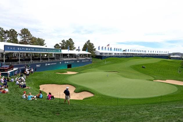 CASTLE ROCK, CO - AUGUST 21: A wide angle view of the 18th hole as seen during the PGA, Golf Herren FedExCup BMW Championship Pro Am on August 21st, 2024, at Castle Pines Golf Club in Castle Rock, Colorado. (Photo by Brian Spurlock Icon Sportswire) GOLF: AUG 21 PGA FedExCup Playoffs - BMW Championship Pro Am EDITORIAL USE ONLY Icon24082132