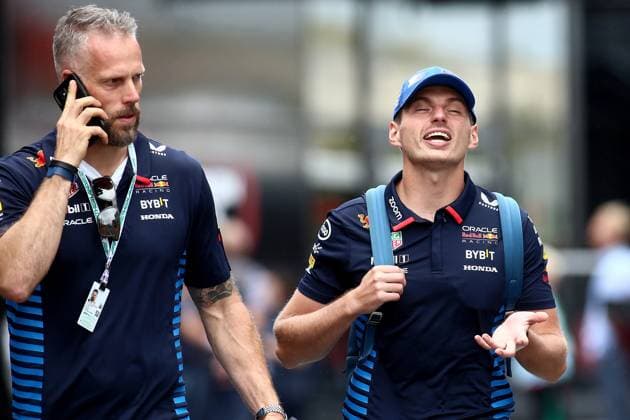 22.08.2024, xsvx, Motorsport FIA Formel 1, Großer Preis der Niederlande 2024 emspor, v.l. Max Verstappen (Oracle Red Bull Racing) Startnummer 1 (FIA REGULATIONS PROHIBIT ANY USE OF PHOTOGRAPHS as IMAGE SEQUENCES and or QUASI-VIDEO) Zandvoort