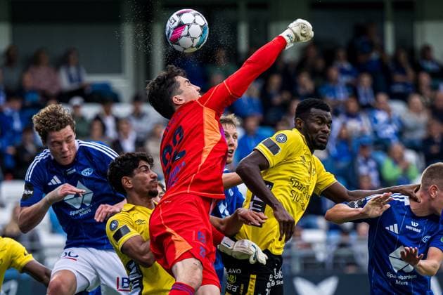240822 Albert Posiadala of Molde during the UEFA Europa League play-off match between Molde and Elfsborg on August 22, 2024 in Molde. Photo: Marius Simensen BILDBYRAN COP 238 bbeng elfsborg football fotball fotboll molde play-off uefa europa league Copyright: MARIUSxSIMENSEN BB240822BB111