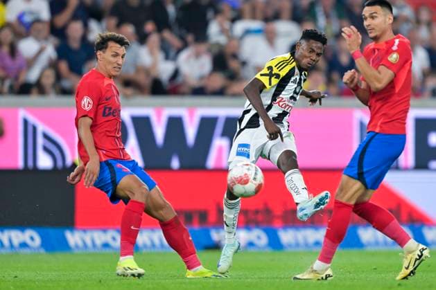 SOCCER - UEFA EL, LASK vs Bukarest LINZ,AUSTRIA,22.AUG.24 - SOCCER - UEFA Europa League, qualification, Linzer ASK vs FCSB Bukarest. Image shows Risto Radunovic (Bukarest) and Moses Usor (LASK).  GEPAxpictures xChristianxMoser