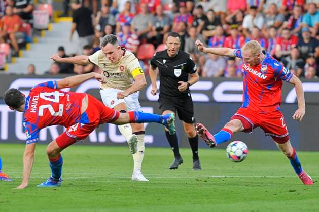 (L-R) Milan Havel of Plzen, Lawrence Shankland of Heart and Vaclav Jemelka of Plzen in action during the football European League 4th qualifying round opening match Viktoria Plzen vs Heart of Midlothian in Pilsen, Czech Republic, August 22, 2024. (CTKxPhoto MiroslavxChaloupka) CTKPhotoP2024082207622  CTKPhotoP2024082207622