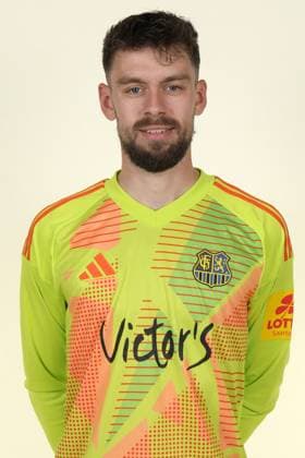 3.Liga - 1.FC Saarbruecken - Fotoshooting - Fototermin - Fussball - Saison 2024 25 - SB - Foto-Termin des Drittligisten 1.FC Saarbrücken am 04.07.2024 , in Saarbrücken . Im Bild Torwart Phillip Menzel (13, 1. FC Saarbruecken). Saarbrücken Saarland Deutschland