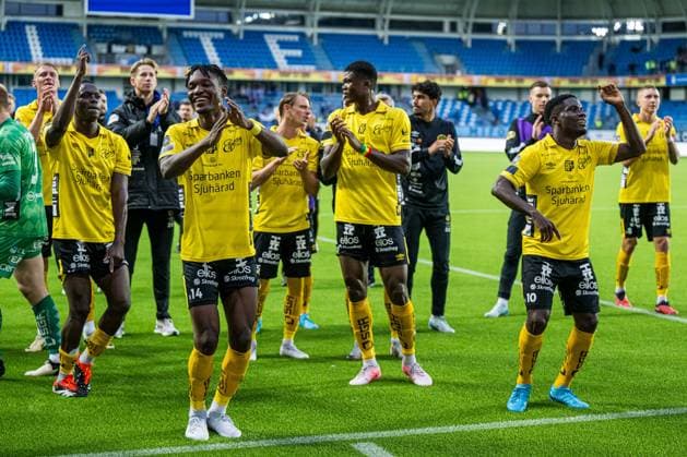 240822 Players of Elfsborg celebrates after the UEFA Europa League play-off match between Molde and Elfsborg on August 22, 2024 in Molde. Photo: Marius Simensen BILDBYRAN COP 238 bbeng elfsborg football fotball fotboll jubel molde play-off uefa europa league Copyright: MARIUSxSIMENSEN BB240822BB315