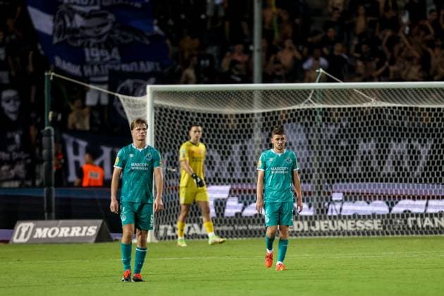 UEFA Europa League Play-off First Leg, Toumba Stadium, Thessaloniki, Greece 22 8 2024 PAOK vs Shamrock Rovers Shamrock Rovers Dan Cleary and Dylan Watts Dan Cleary and Dylan Watts 22 8 2024  Copyright: x INPHO AleksandarxDjorovicx AS4A5063