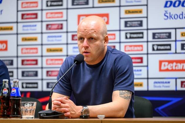 Viktoria Plzen v Heart of Midlothian Europa League 22 08 2024. Play Off Leg 1 of 2 Hearts head coach Steven Naismith speaks to the media after the UEFA Europa League play off first leg match between Viktoria Plzen and Heart of Midlothian at Doosan Arena, Plzen, Czech Republic on 22 August 2024. Plzen Doosan Arena Czech Republic Editorial use only , Copyright: xMalcolmxMackenzie HeartsxFCx PSI-20238-0036