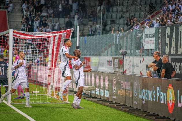 Fussball: UEFA Europa-League-Qualifikation Play-offs FC LUGANO (SUI) vs. BESIKTAS JK Istanbul (TUR), Arena Thun, Schweiz: Tor und Torjubel zum 1:3 durch Al Musrati (Besiktas 28) Copyright: xJOERANxSTEINSIEKx