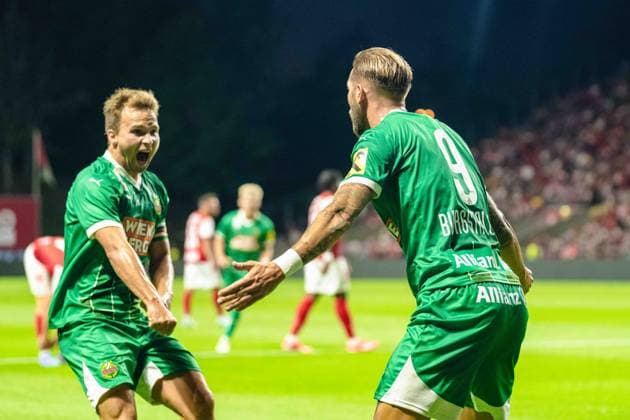 SOCCER - UEFA EL, Braga vs Rapid BRAGA,PORTUGAL,22.AUG.24 - SOCCER - UEFA Europa League, qualification, Sporting Club de Braga vs SK Rapid Wien. Image shows the rejoicing of Matthias Seidl and Guido Burgstaller (Rapid).  GEPAxpictures xKevinxHackner