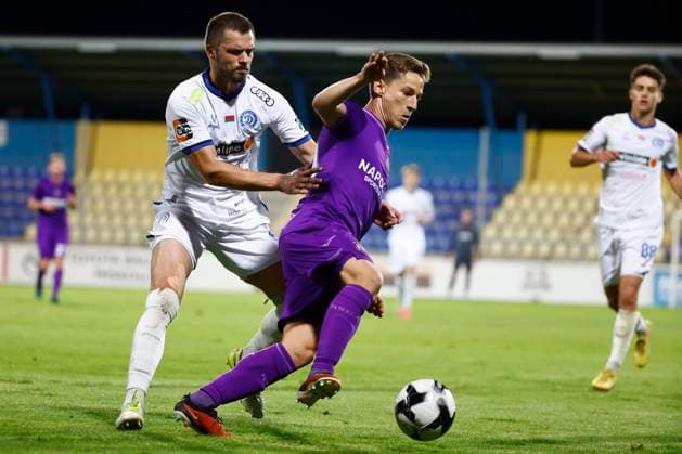 Dinamo Minsk v RSC Anderlecht - UEFA Europa League MEZOKOVESD, HUNGARY - AUGUST 22 : Verschaeren Yari midfielder of RSC Anderlecht pictured during the UEFA Europa League Play-offs1st leg match between Dinamo Minsk and RSC Anderlecht on August 22, 2024 in Mezokovesd, Hungary, 22 08 2024 Mezokovesd Hungary  Copyright: xJanxDexMeuleneirx