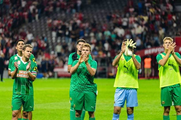 SOCCER - UEFA EL, Braga vs Rapid BRAGA,PORTUGAL,22.AUG.24 - SOCCER - UEFA Europa League, qualification, Sporting Club de Braga vs SK Rapid Wien. Image shows Louis Schaub, Matthias Seidl (Rapid).  GEPAxpictures xKevinxHackner